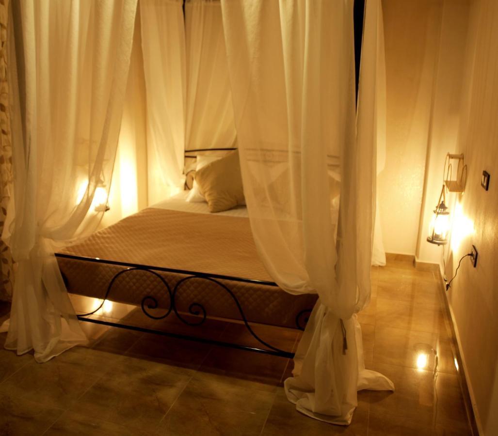 Vourvoúlos Loulaki Villas Santorini מראה חיצוני תמונה